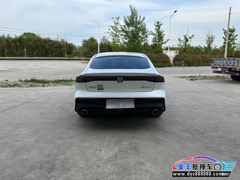 22年长安长安UNI轿车抵押车出售