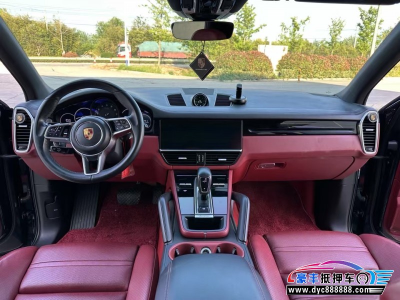 20年保时捷卡宴轿车抵押车出售