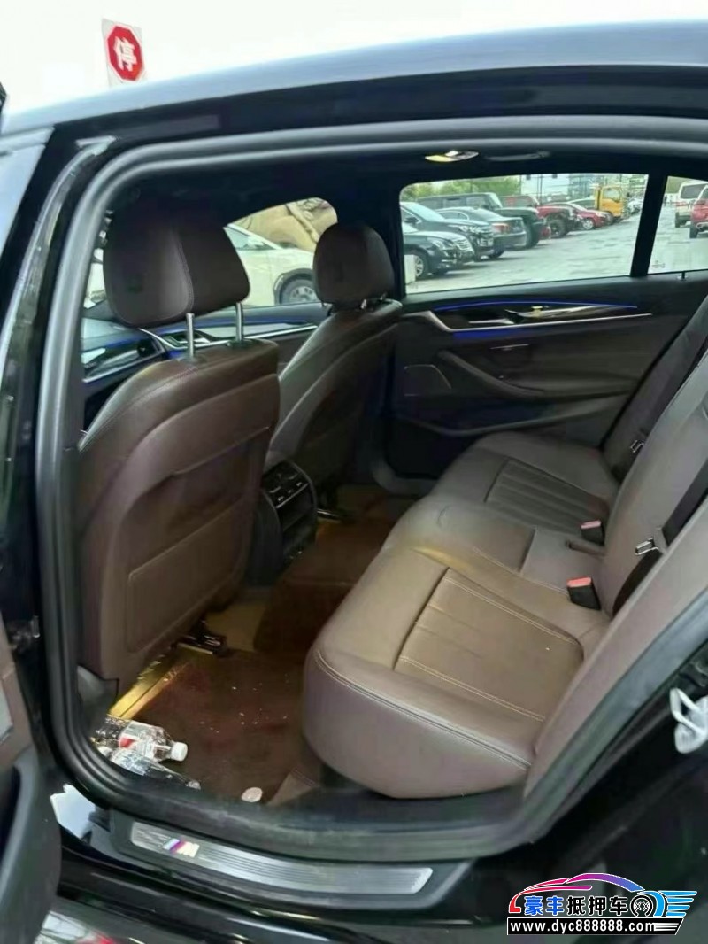 19年宝马5系轿车抵押车出售