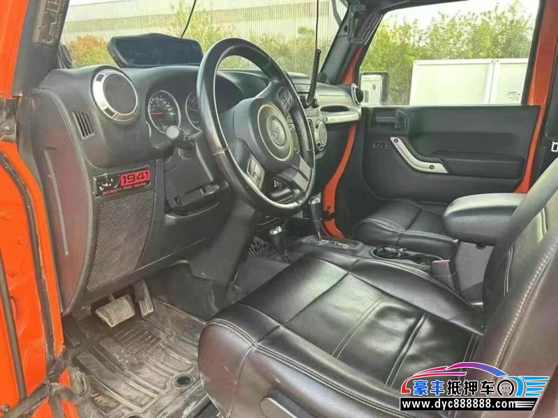 12年Jeep牧马人轿车抵押车出售