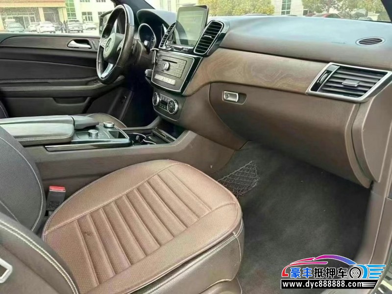 17年奔驰GLE轿车抵押车出售