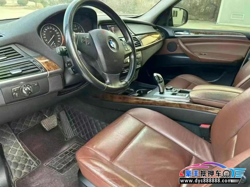 14年宝马X5轿车抵押车出售