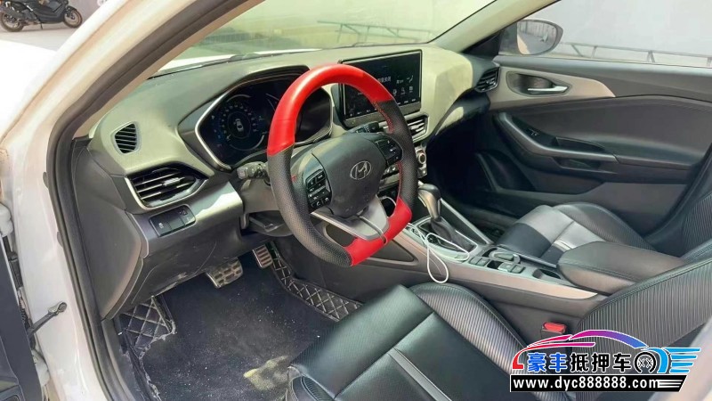 20年现代菲斯塔轿车抵押车出售