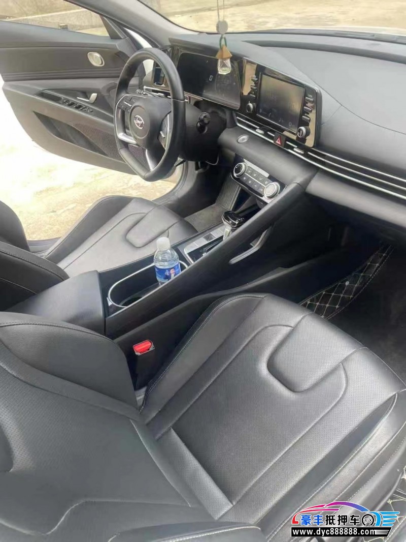 23年现代伊兰特轿车抵押车出售