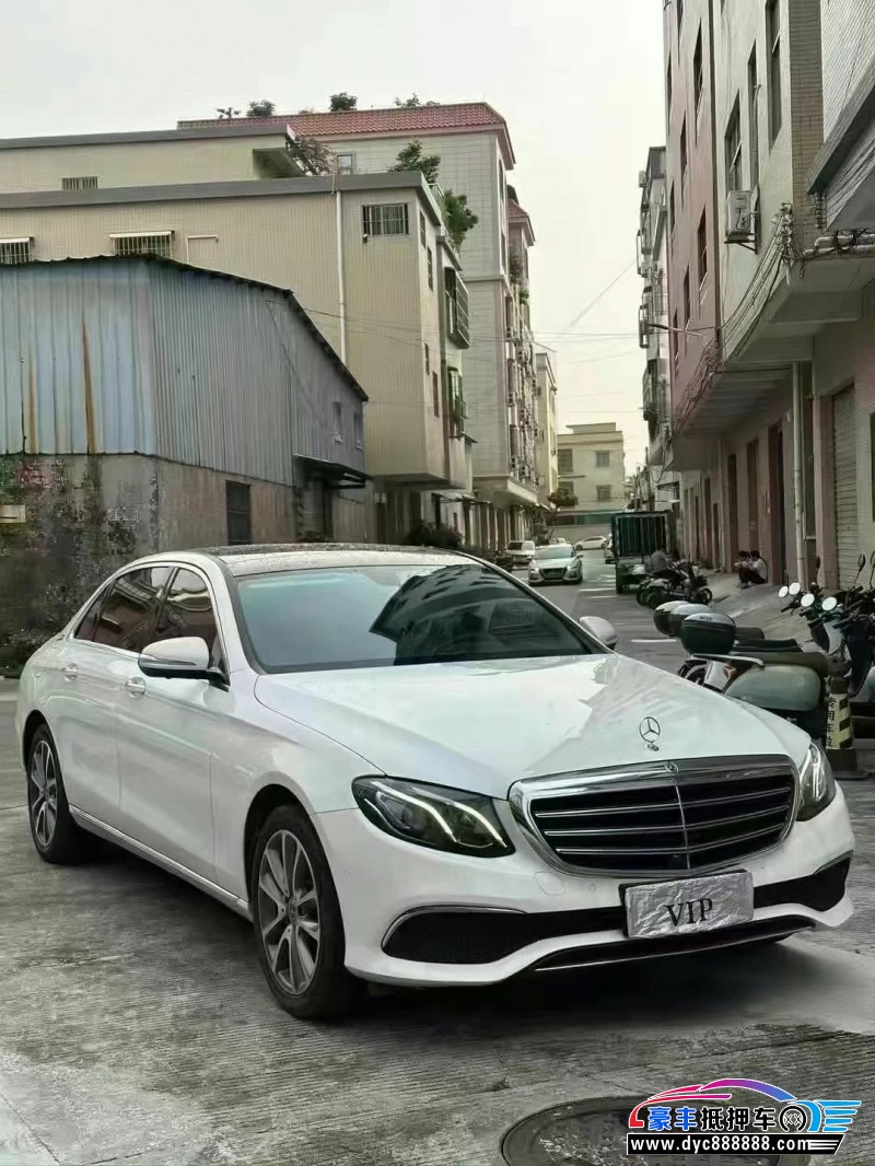 19年奔驰E轿车抵押车出售