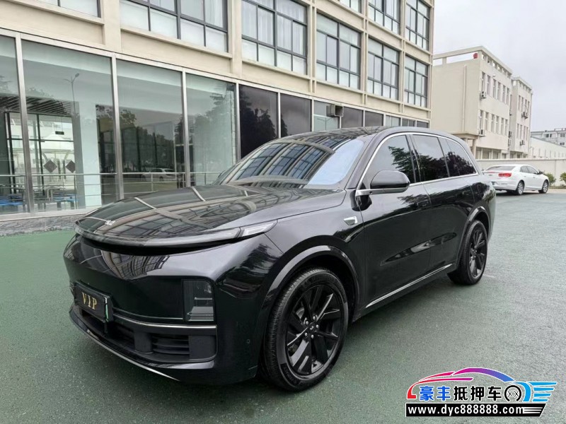 24年理想L8轿车抵押车出售