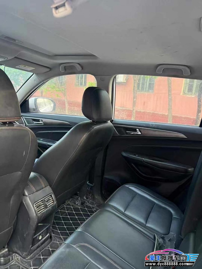 16年长安CS75轿车抵押车出售