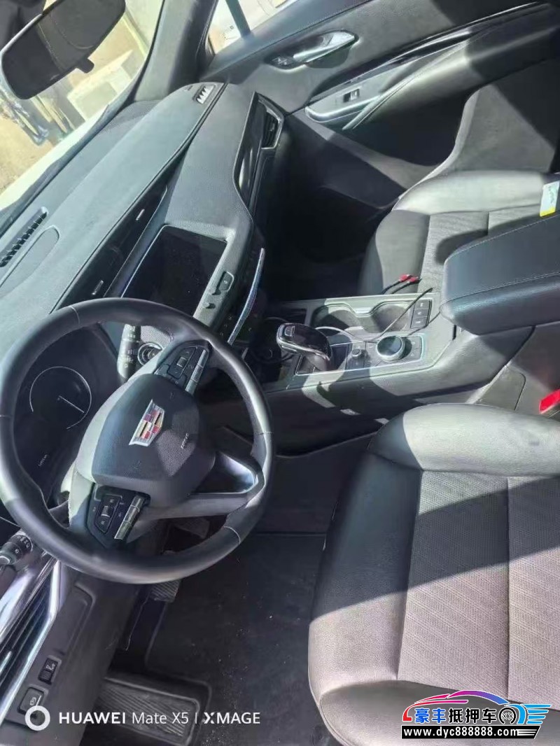 22年凯迪拉克XT4轿车抵押车出售