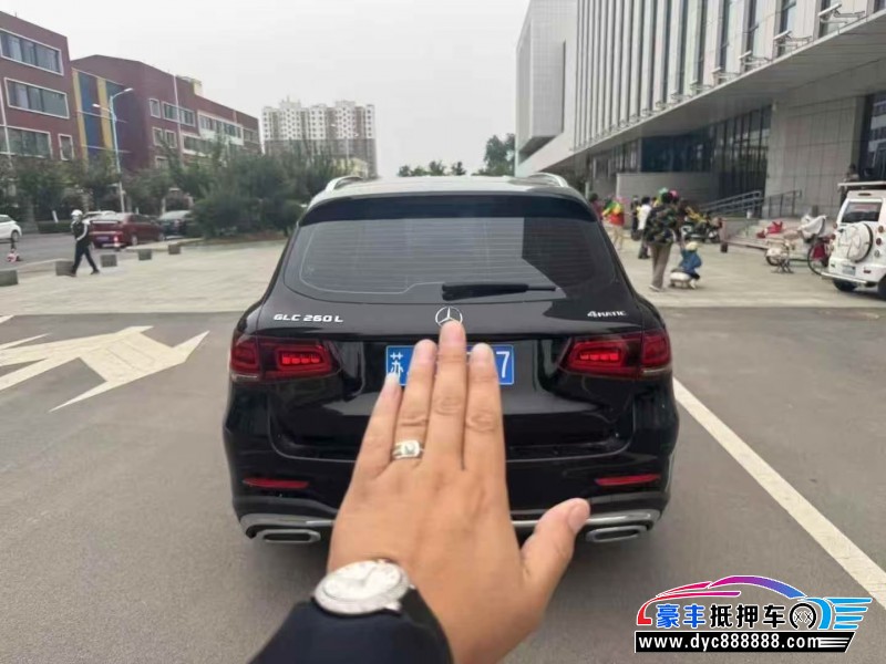 20年奔驰GLC轿车抵押车出售