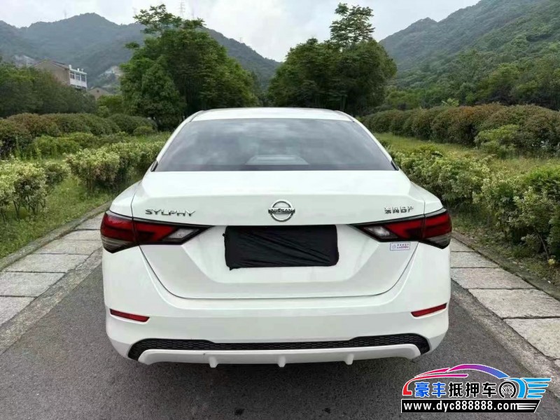 23年日产轩逸轿车抵押车出售