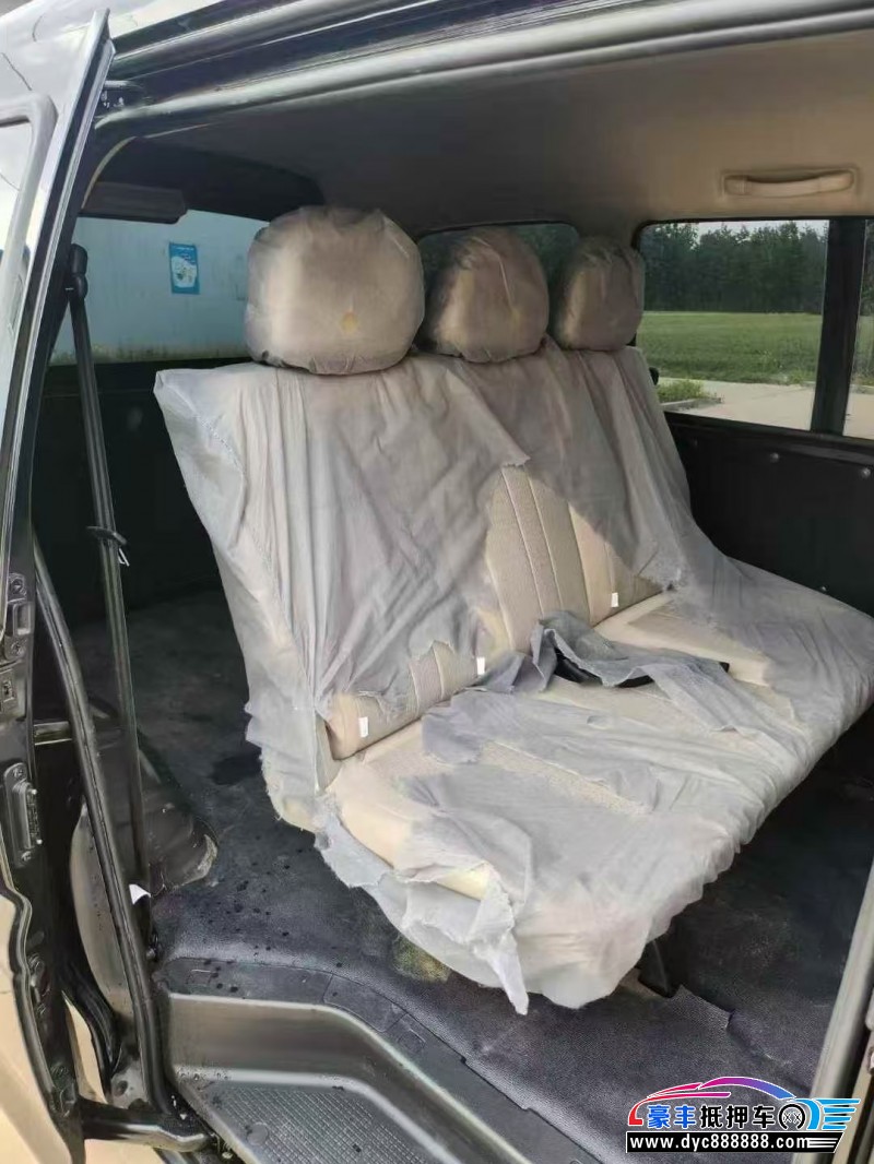 24年东风风行菱智轿车抵押车出售