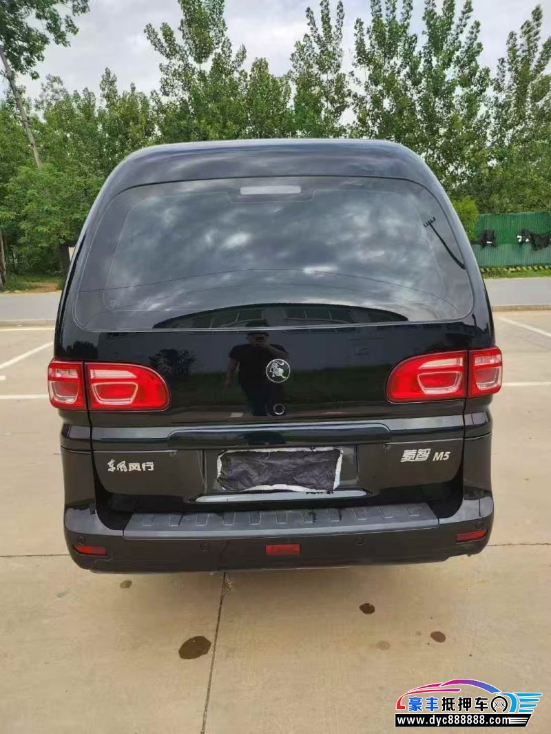 24年东风风行菱智轿车抵押车出售