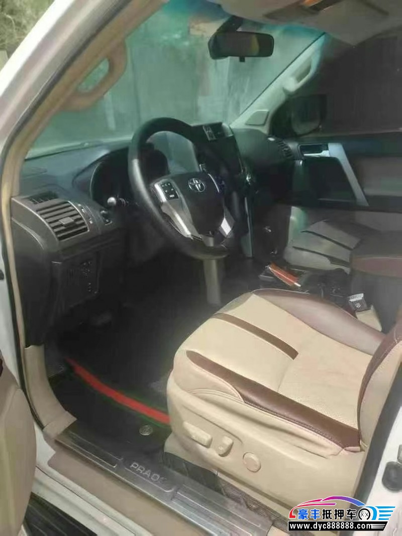13年丰田普拉多（霸道）轿车抵押车出售