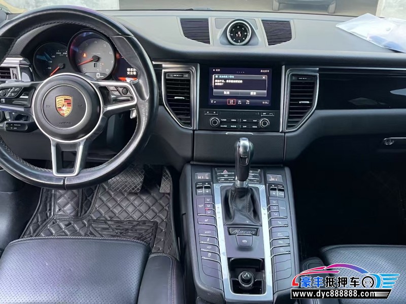 17年保时捷Macan迈凯轿车抵押车出售