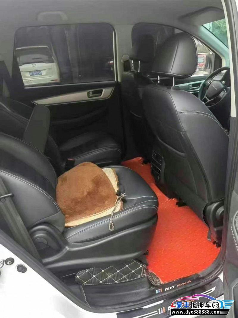 22年东风风行风行SX6轿车抵押车出售