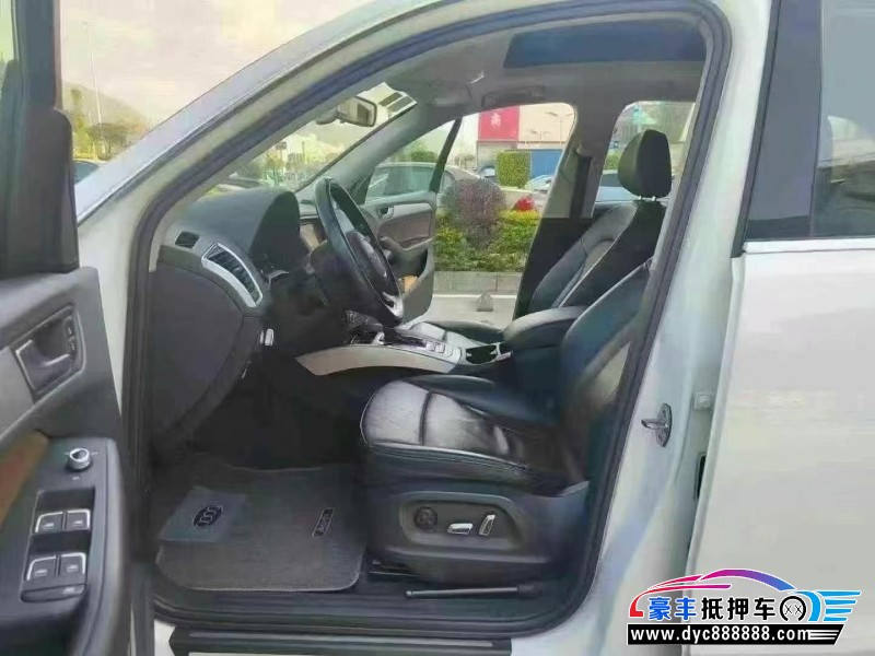 16年奥迪Q5轿车抵押车出售