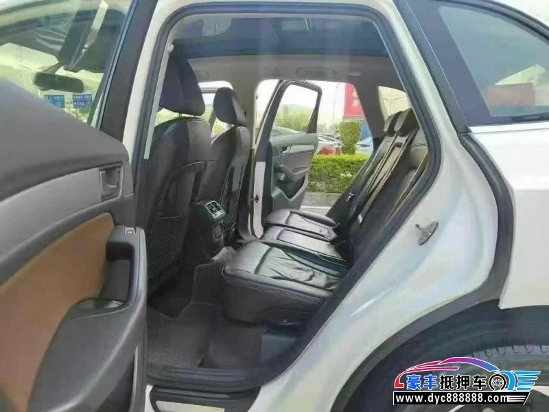 16年奥迪Q5轿车抵押车出售