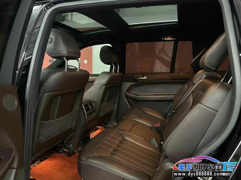 18年奔驰GLS轿车抵押车出售