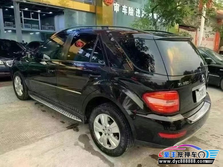 12年奔驰ML轿车抵押车出售