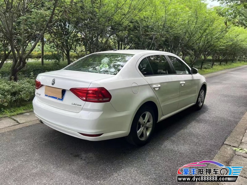 18年大众朗逸轿车抵押车出售