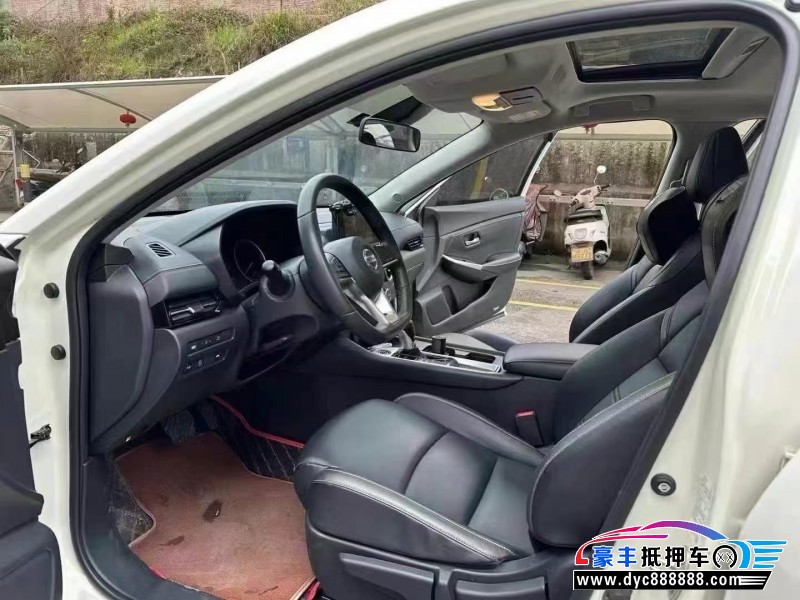 23年日产轩逸轿车抵押车出售