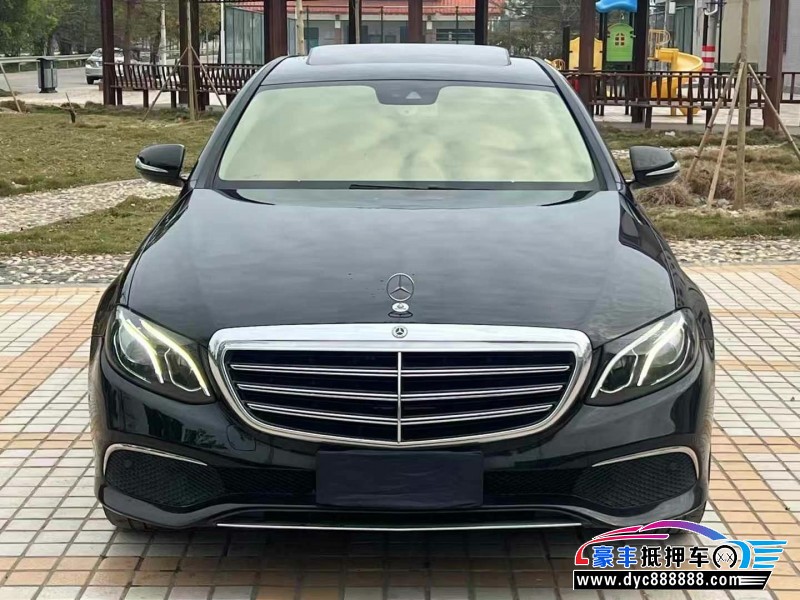 17年奔驰E轿车抵押车出售