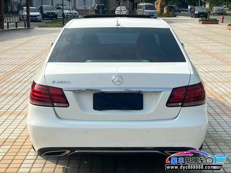 15年奔驰E轿车抵押车出售