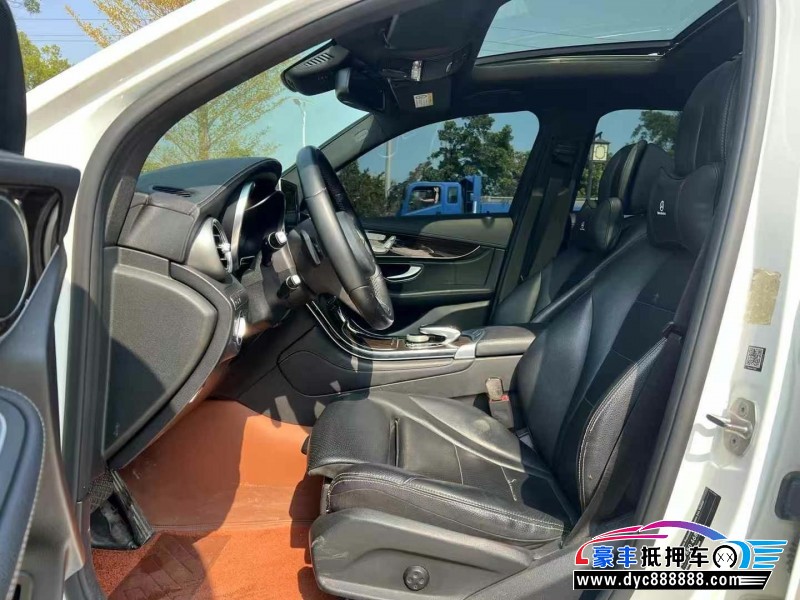 17年奔驰GLCSUV抵押车出售