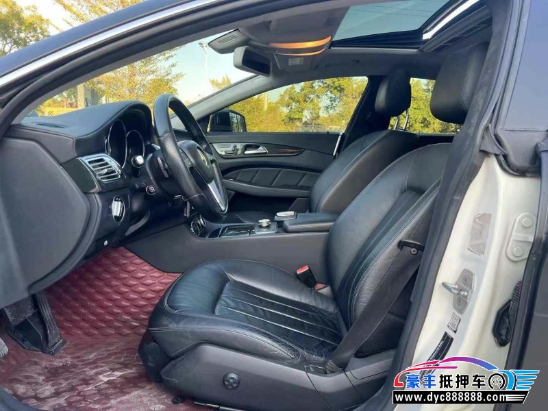 14年奔驰CLS轿车抵押车出售