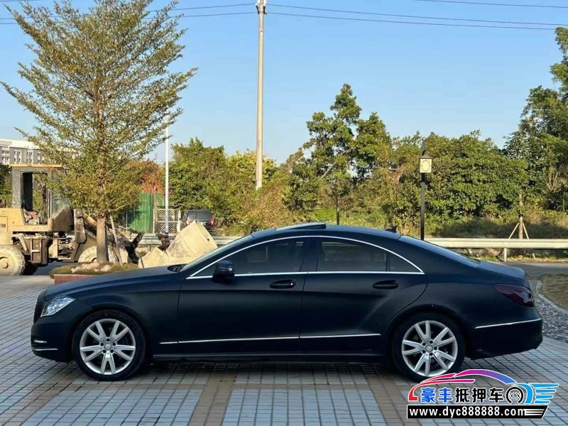 14年奔驰CLS轿车抵押车出售