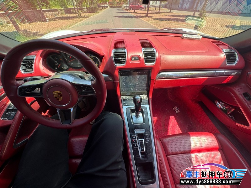 15年保时捷718跑车抵押车出售