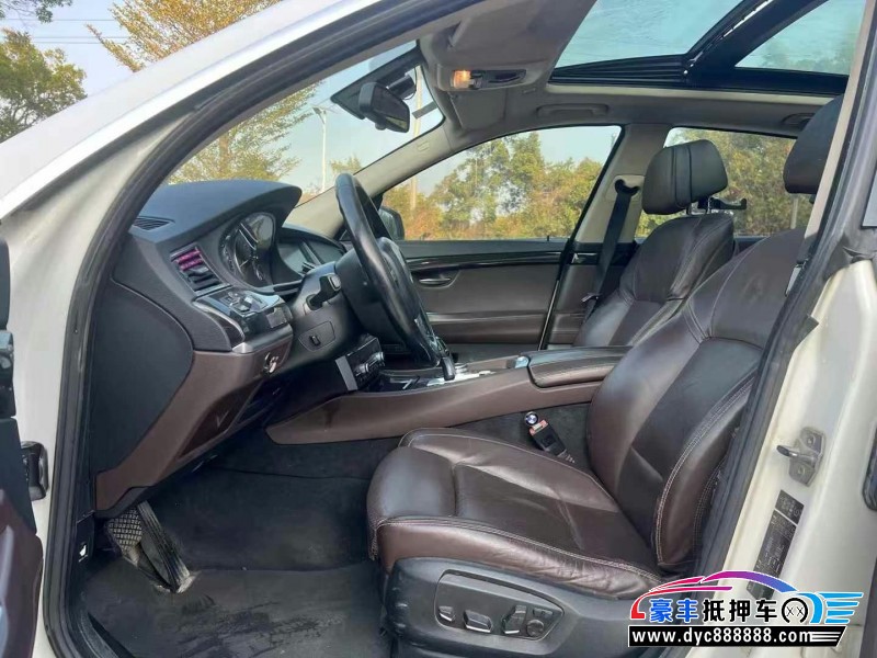 14年宝马5系轿车抵押车出售