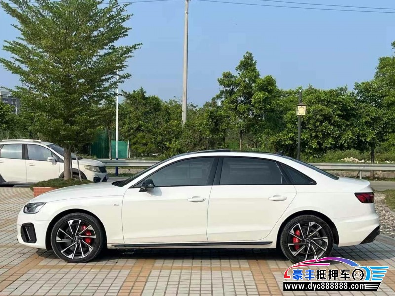 23年奥迪A4L轿车抵押车出售