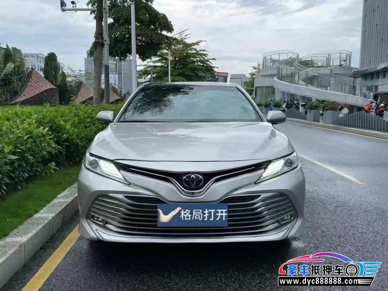 18年丰田凯美瑞轿车抵押车出售