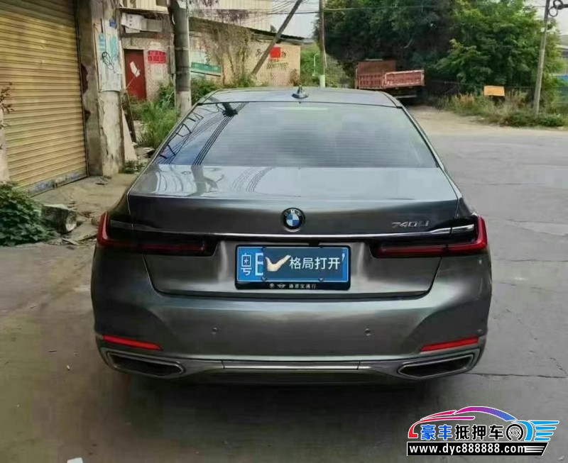 21年宝马7系轿车抵押车出售