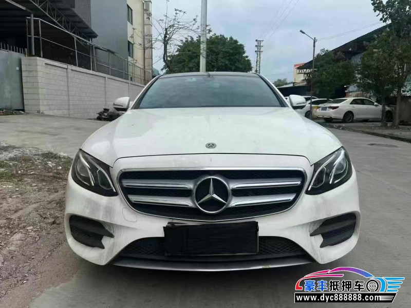 19年奔驰E轿车抵押车出售