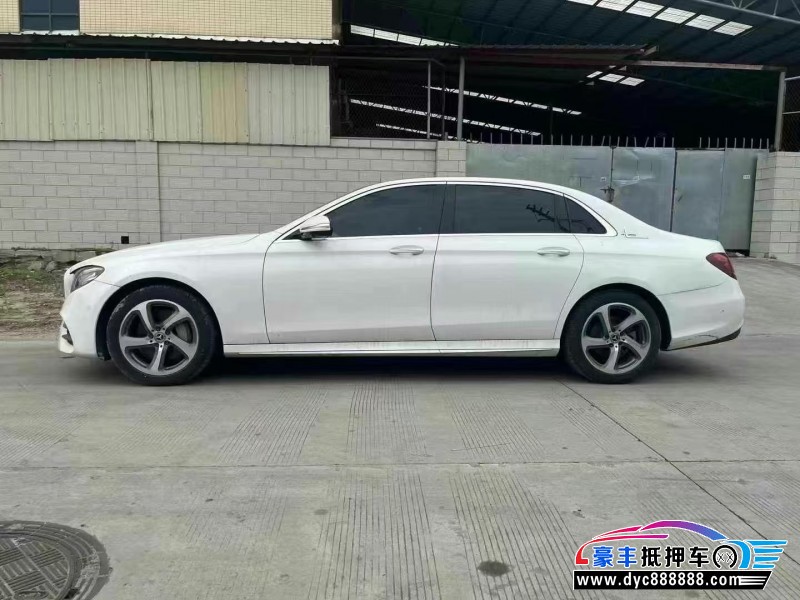 19年奔驰E轿车抵押车出售