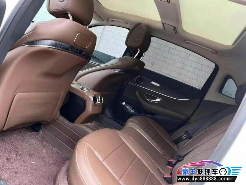 19年奔驰E轿车抵押车出售