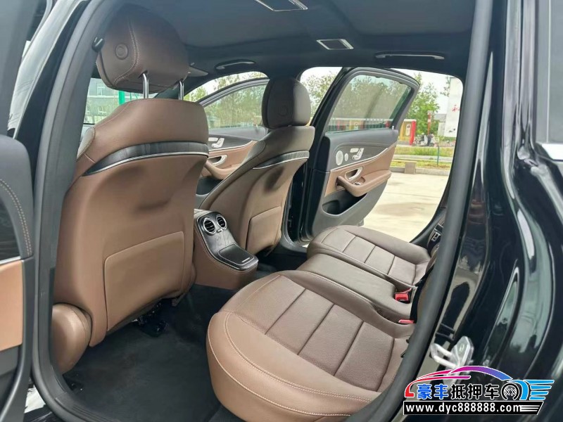 21年奔驰E轿车抵押车出售