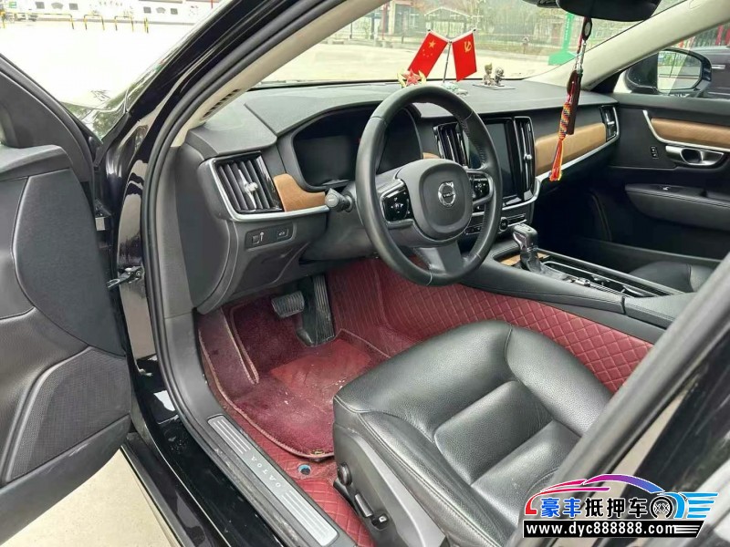 19年沃尔沃S90轿车抵押车出售