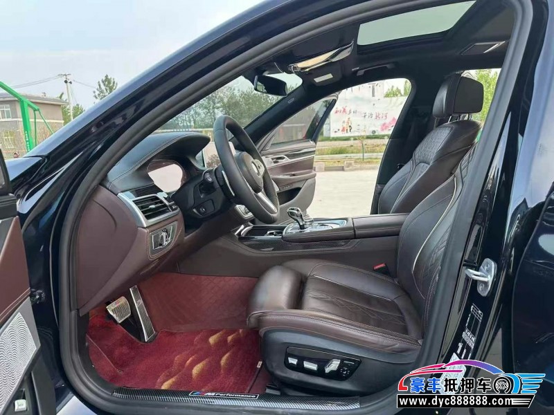 21年宝马7系轿车抵押车出售