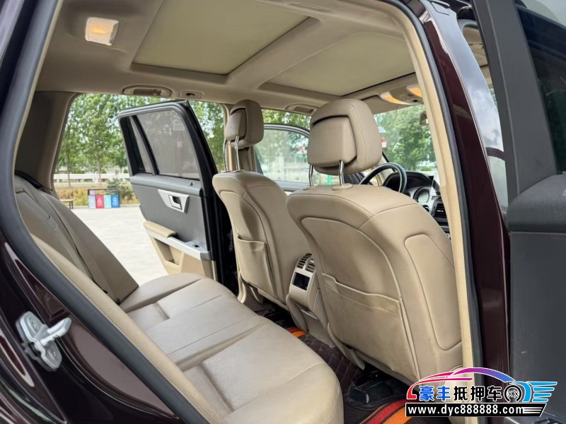 13年奔驰GLKSUV抵押车出售