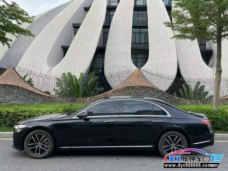 21年奔驰S轿车抵押车出售