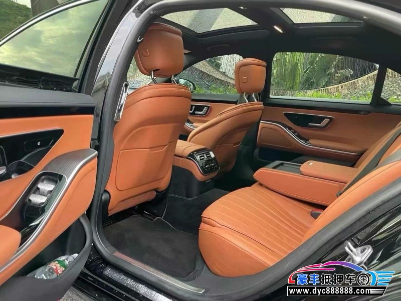 21年奔驰S轿车抵押车出售