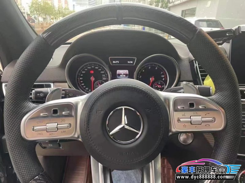 19年奔驰GLS轿车抵押车出售