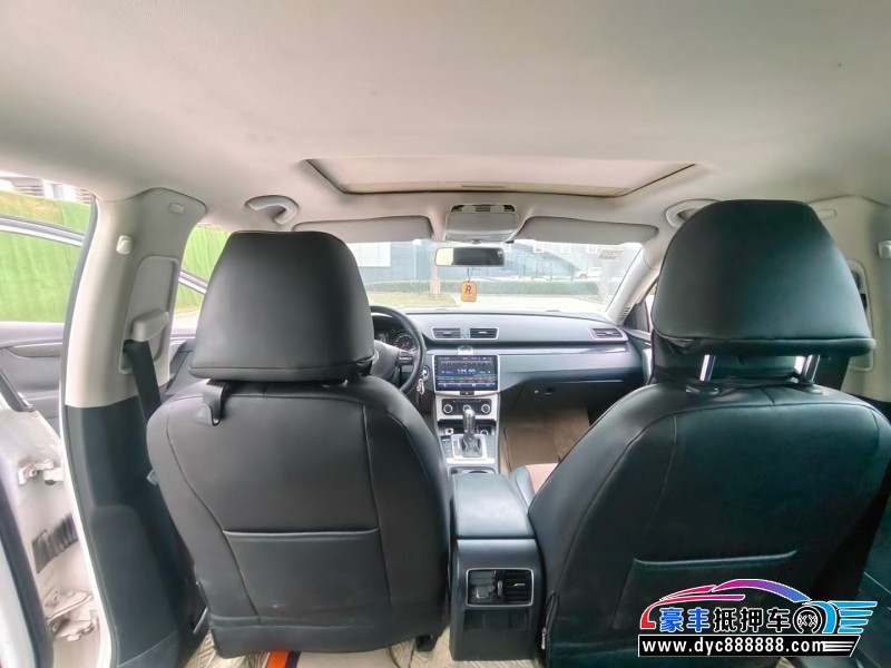 13年大众迈腾轿车抵押车出售