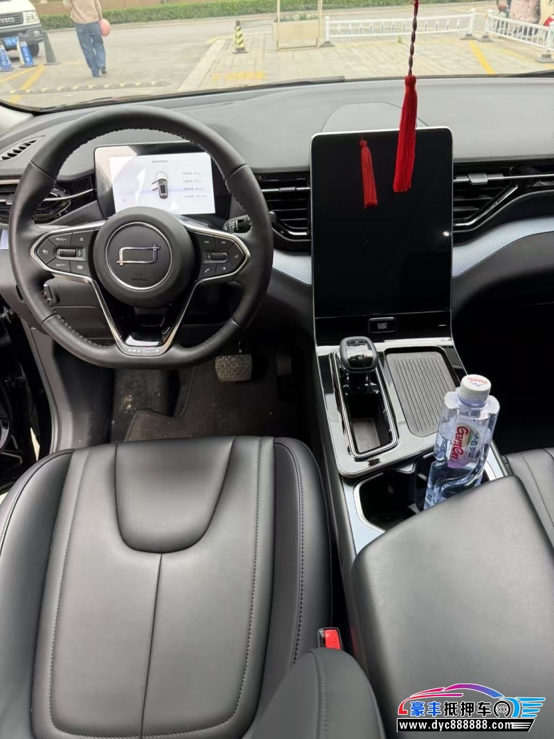 24年奔腾T90轿车抵押车出售