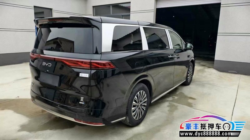 25年比亚迪夏轿车抵押车出售