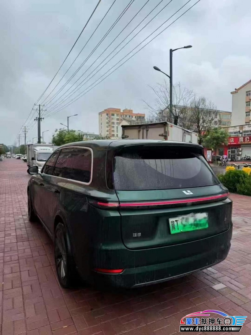 23年理想L9轿车抵押车出售