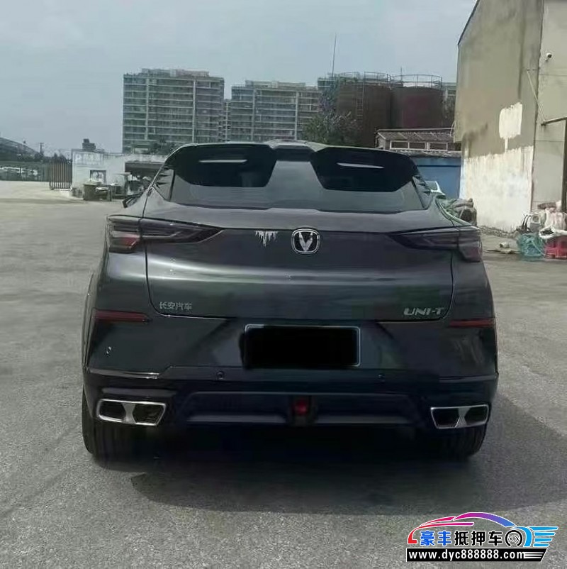 23年长安长安UNI轿车抵押车出售